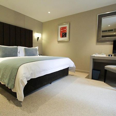 Cae Court Hotel Bridgend  Eksteriør bilde