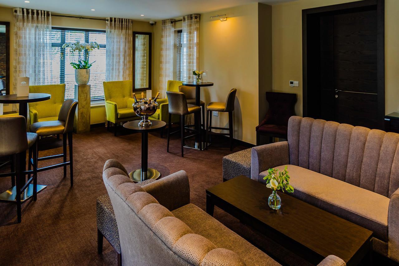 Cae Court Hotel Bridgend  Eksteriør bilde